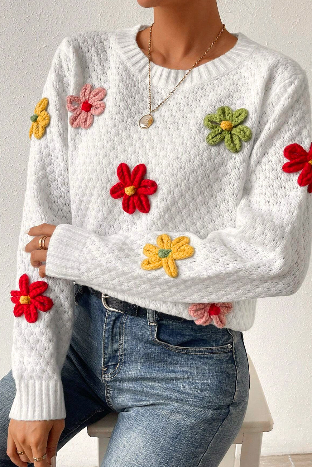 White Textured Knit 60s Vintage Flower Applique Sweater